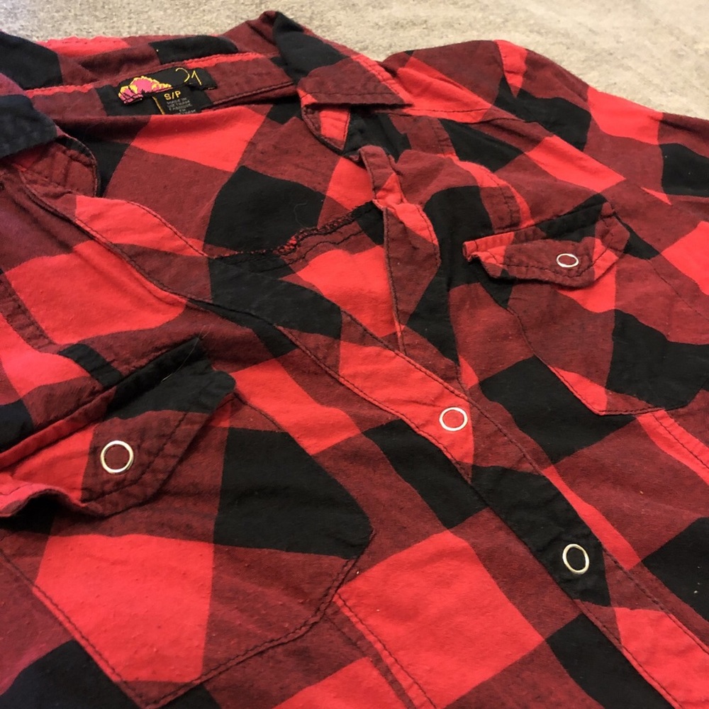 3/4 sleeve flannel button up
